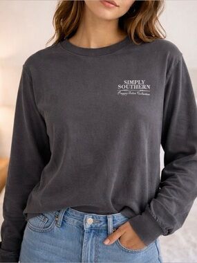 Simply Southern Charcoal Gray Long Sleeve Tee | USA Graphic Back